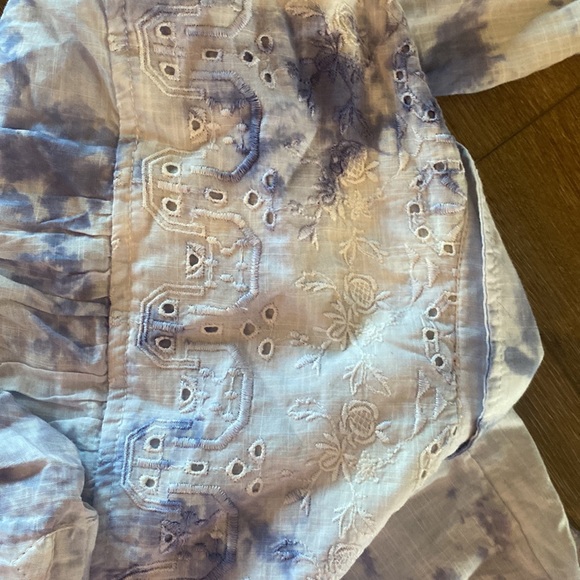 Pilcro Anthropology tie-dye button down. Brand new never worn size medium. - Picture 5 of 10